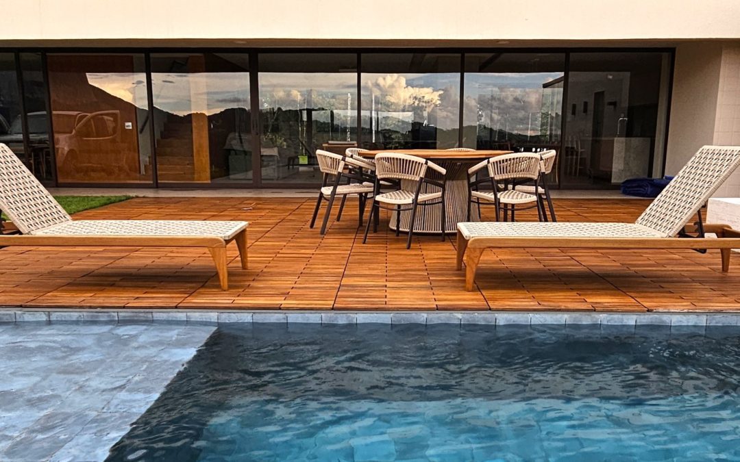 Do inverno ao verão: saiba como preservar seu deck de madeira